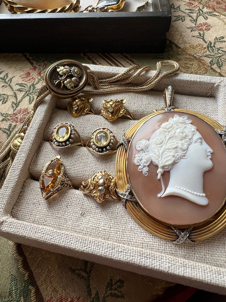 Outstanding 18ct Napoleon III Cameo of Flora with Diamonds