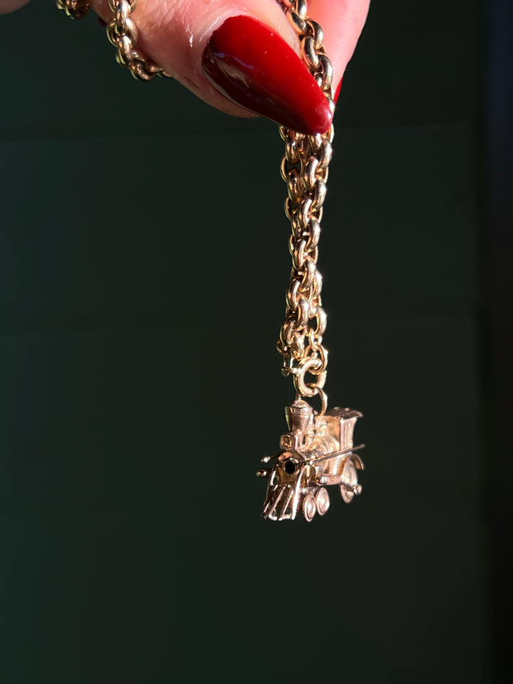 Rare Stanhope/Niagra Falls Articulated Steamer Train Charm in 14ct