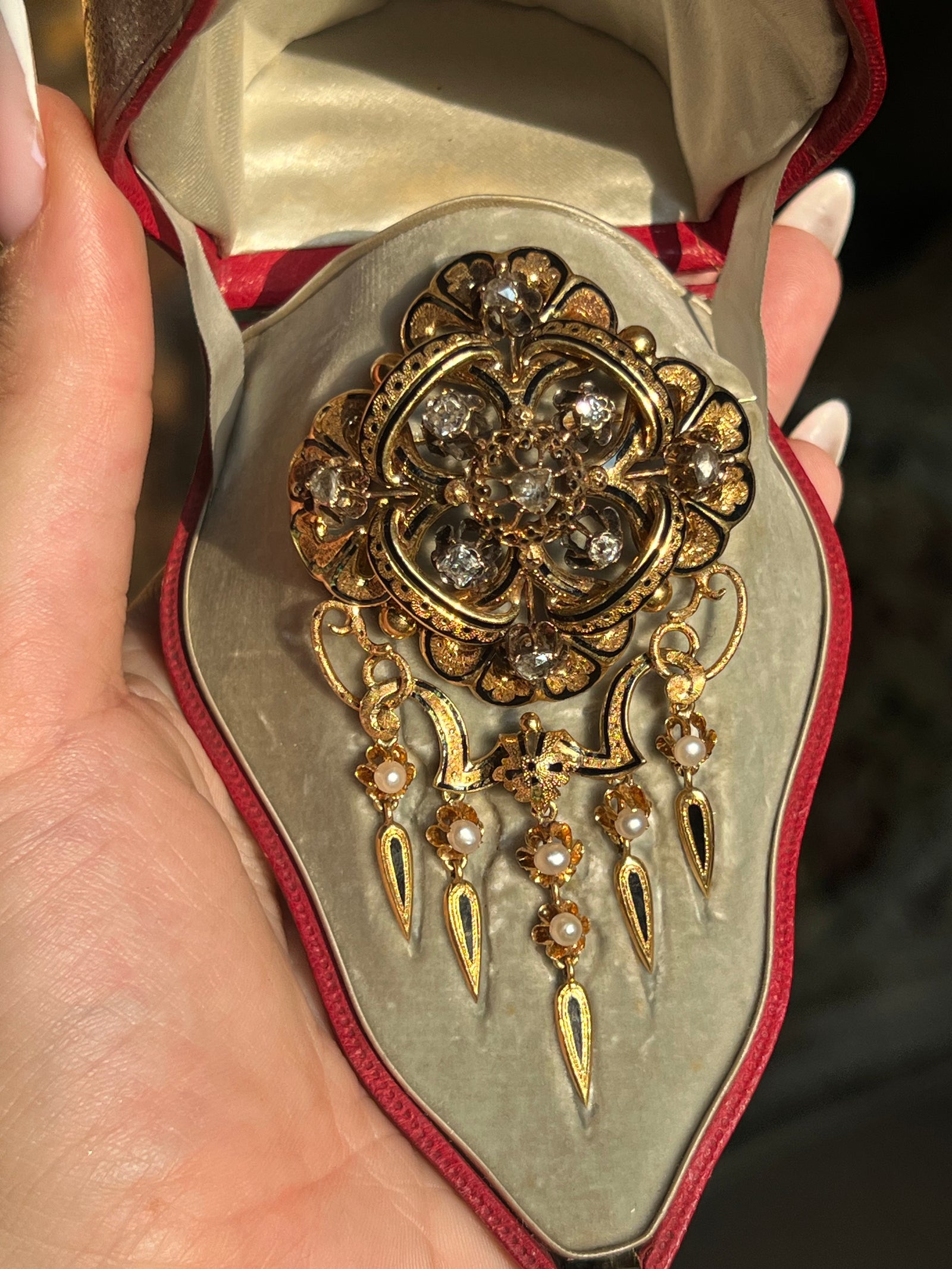 Napoleon III Diamond and Pearl Corsage Brooch featuring ornate Second Empire design with glittering diamonds and luminous pearls in an elegant 19th-century corsage style.