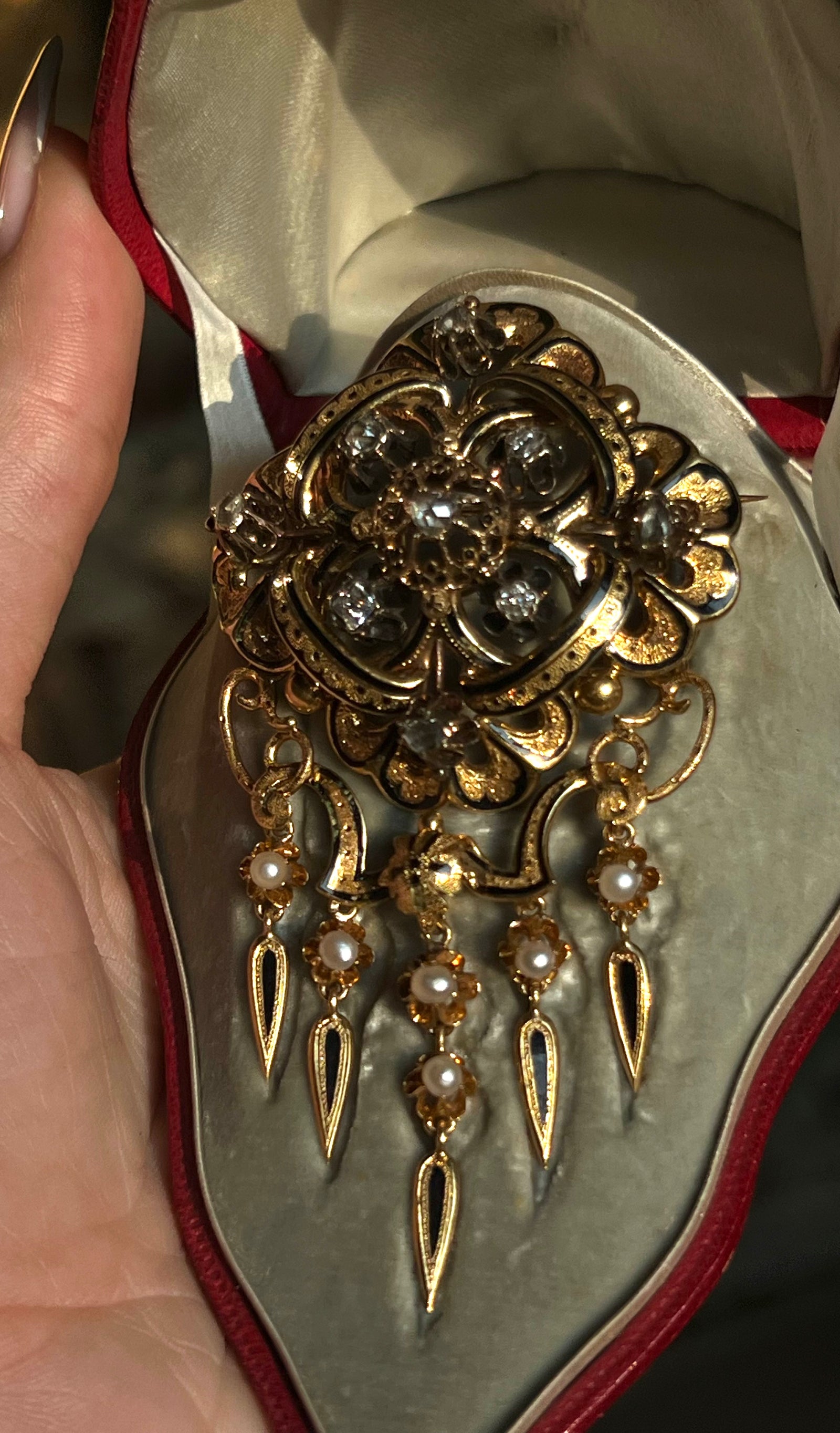 Napoleon III Diamond and Pearl Corsage Brooch featuring ornate Second Empire design with glittering diamonds and luminous pearls in an elegant 19th-century corsage style.