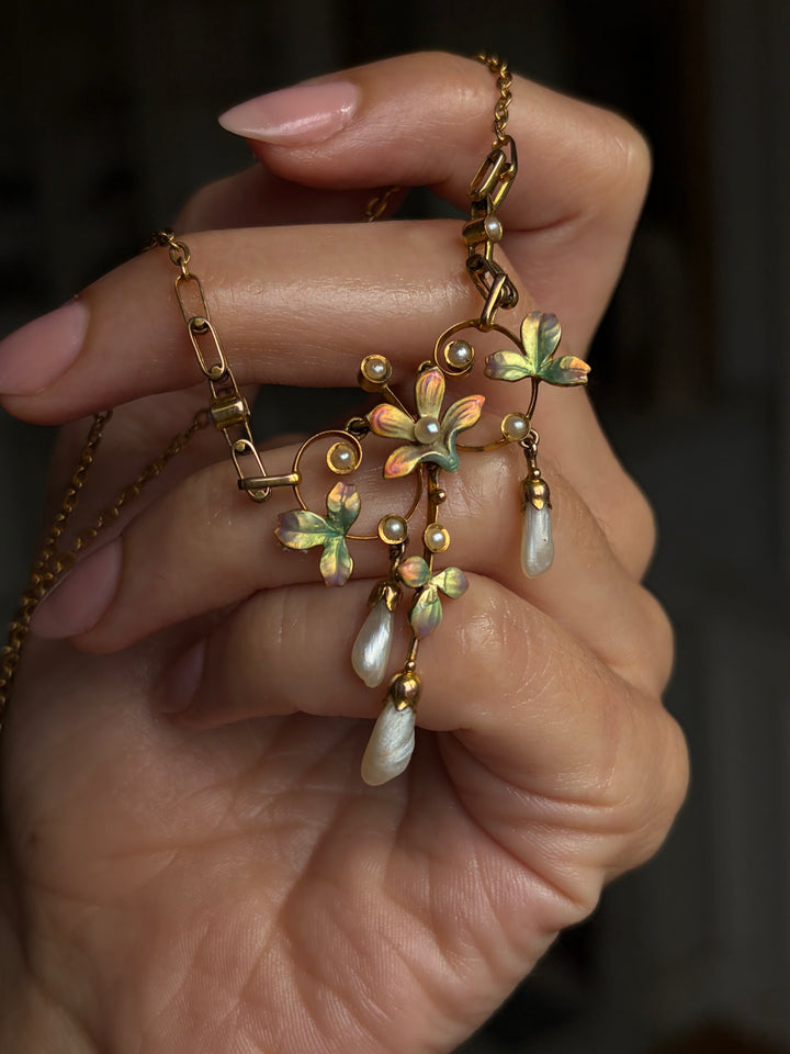 English Art Nouveau Enamel Flower Necklace with River Pearls