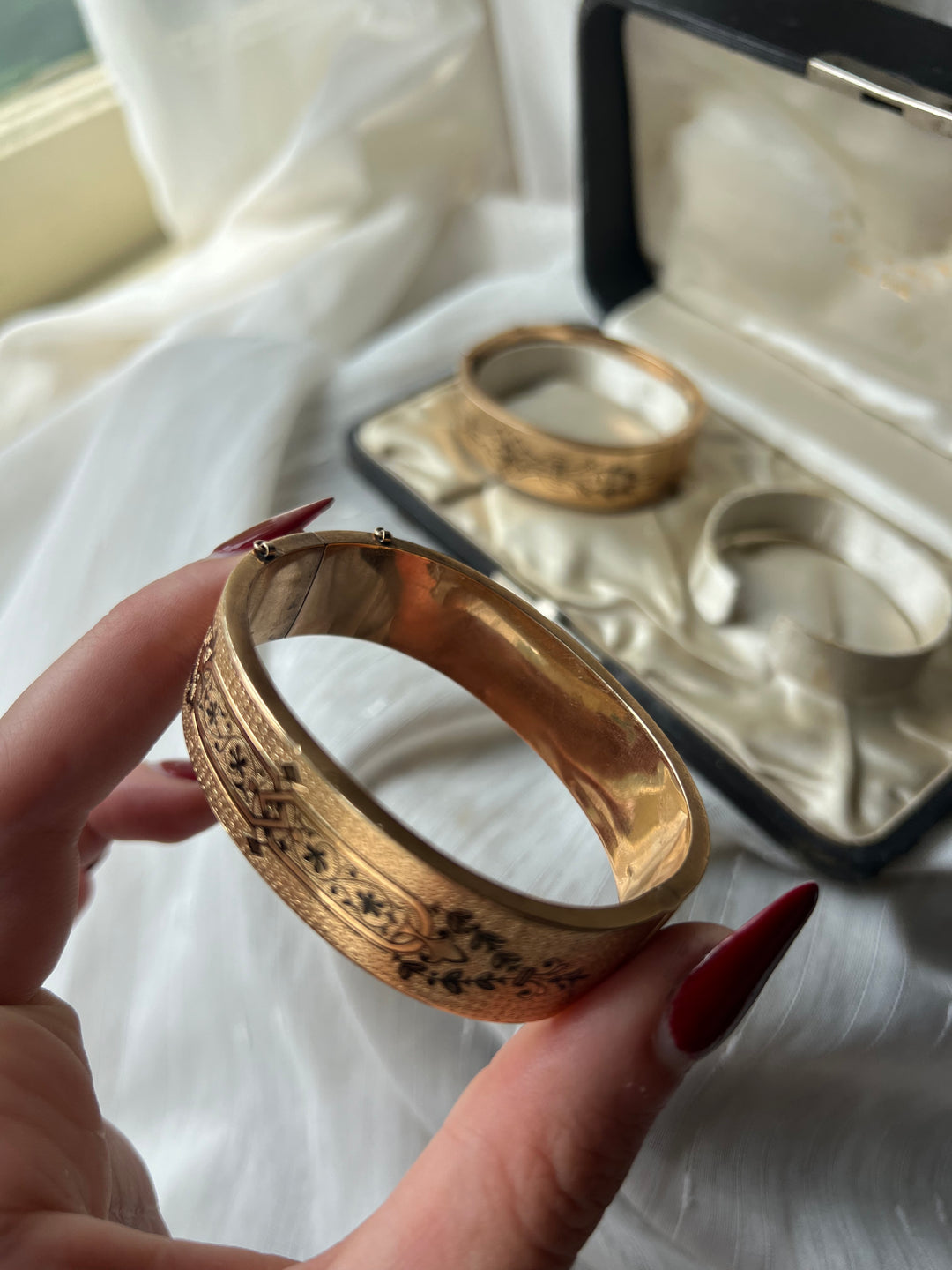 Pair of Taille D’Epargne Bangles in Original Box from Black Starr + Frost