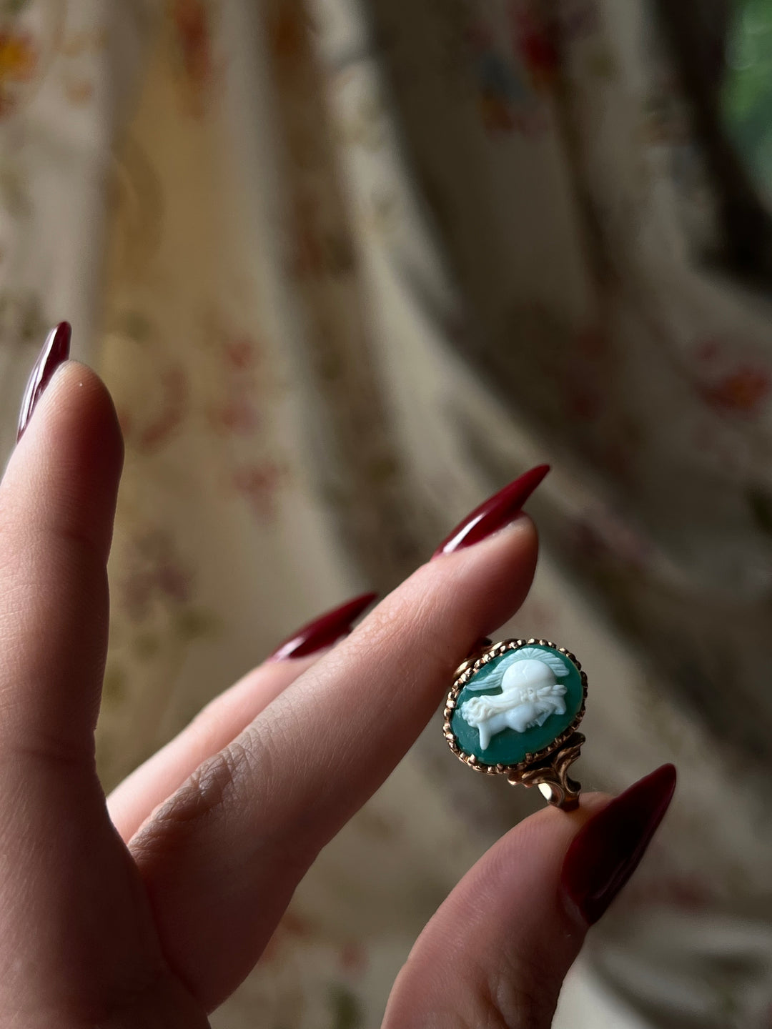 Exceptional Green Absinthe Agate Cameo Ring of Diana