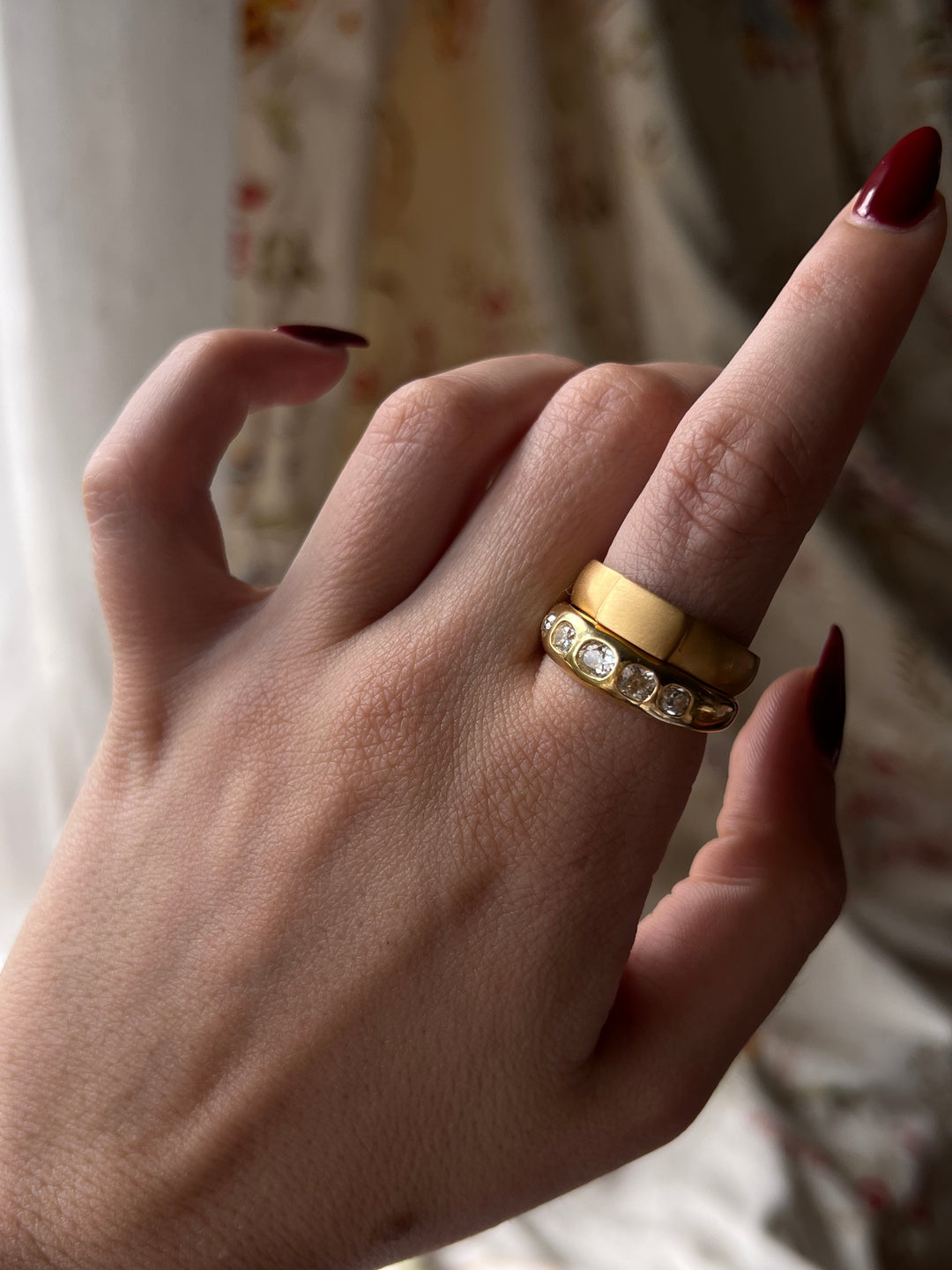 Curio Original Butter Band Ring in 20ct Gold