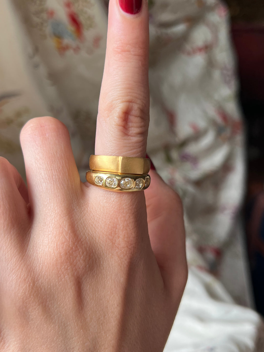 Curio Original Butter Band Ring in 20ct Gold