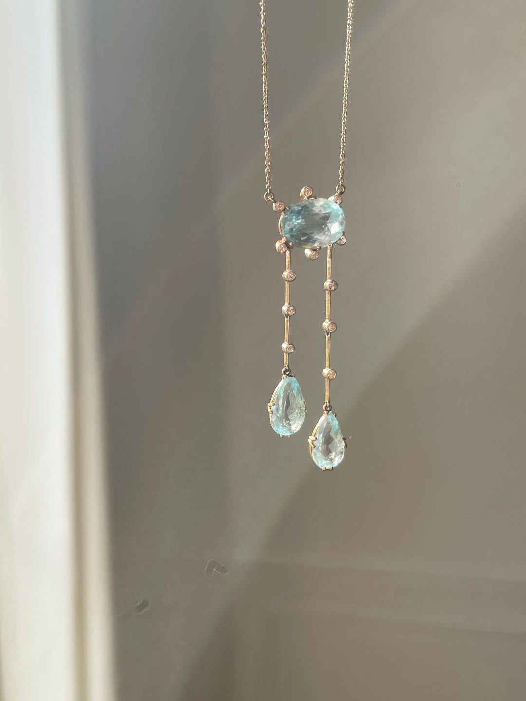 Belle Époque Aquamarine & Diamond Négligée Necklace | 15ct Gold | English c.1890