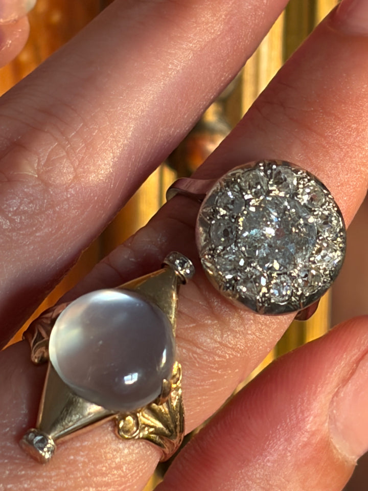 Outstanding Edwardian Platinum + 18ct Diamond Daisy Ring