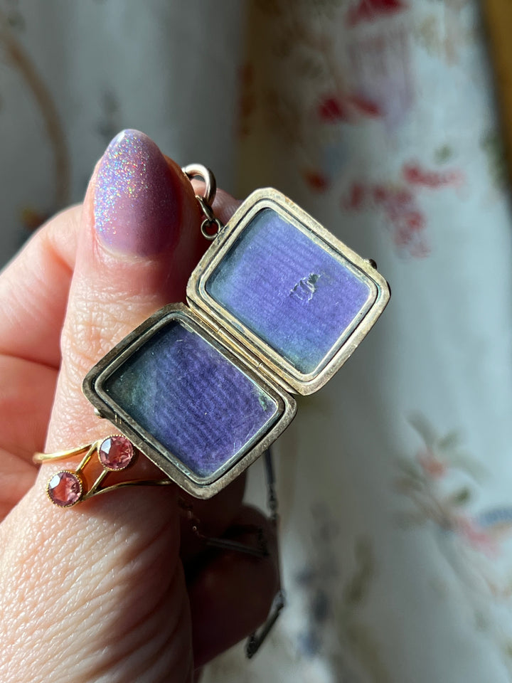 14ct Locket circa 1860 Taille D’Epargne Enamel