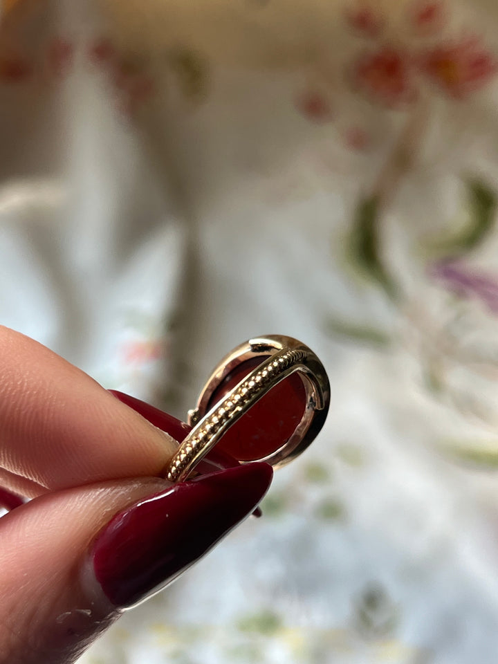 Lion Intaglio Ring in 18ct