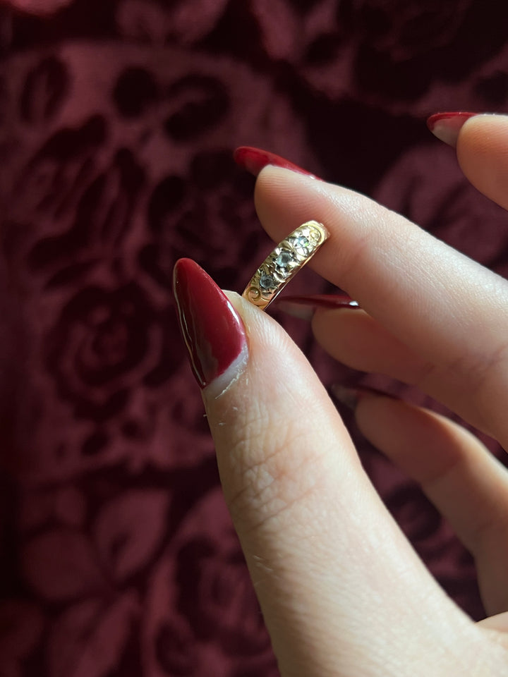 Late Georgian Cloud Ring With Rose Cut Diamond Stars