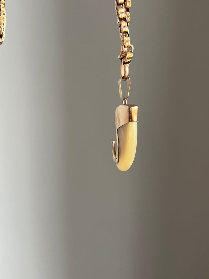 A Rare Victorian Tiger Claw in 14ct Pink Gold