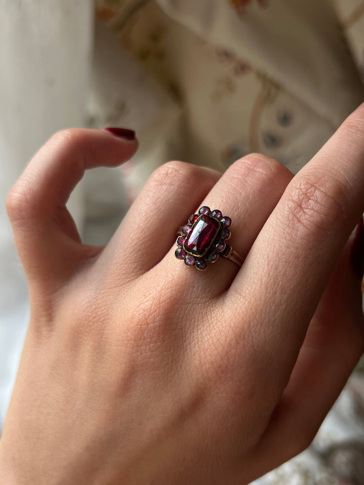 Outstanding Foiled 19th Century Perpignan Ring in 18ct