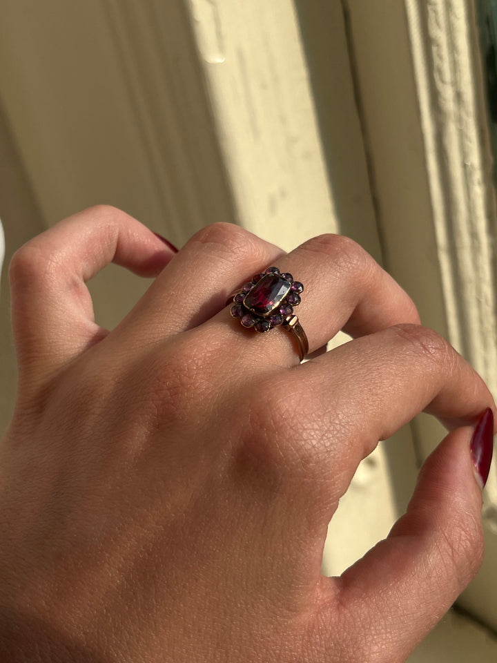 Outstanding Foiled 19th Century Perpignan Ring in 18ct
