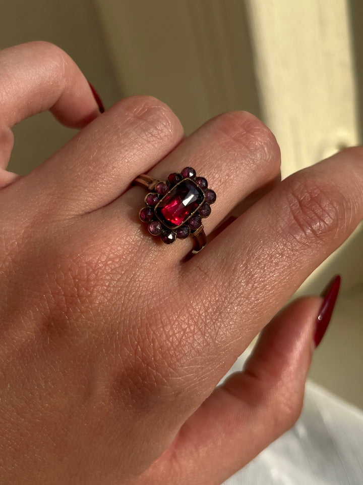 Outstanding Foiled 19th Century Perpignan Ring in 18ct