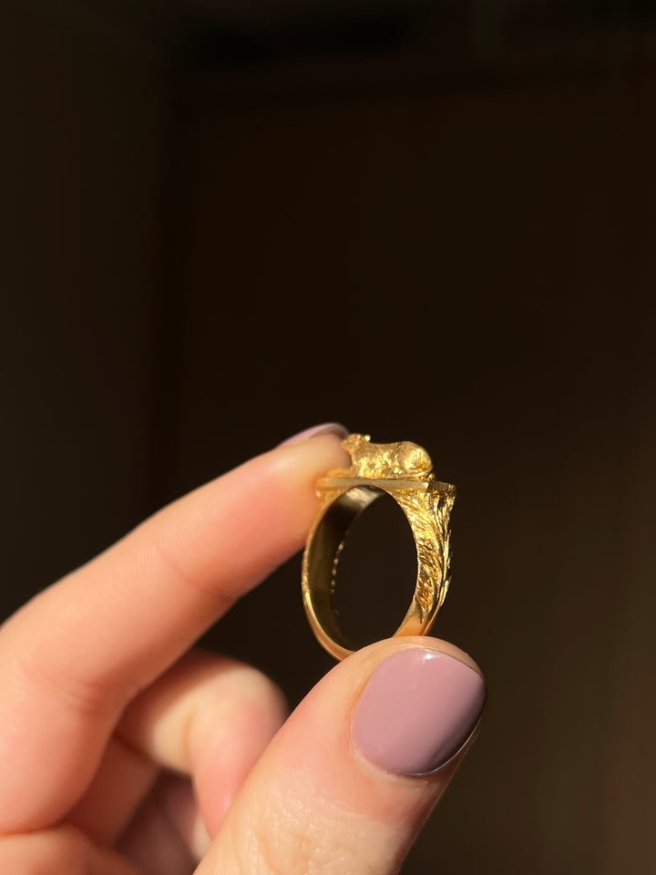 18ct Curio Original "The Celebrated Puppy" Ring