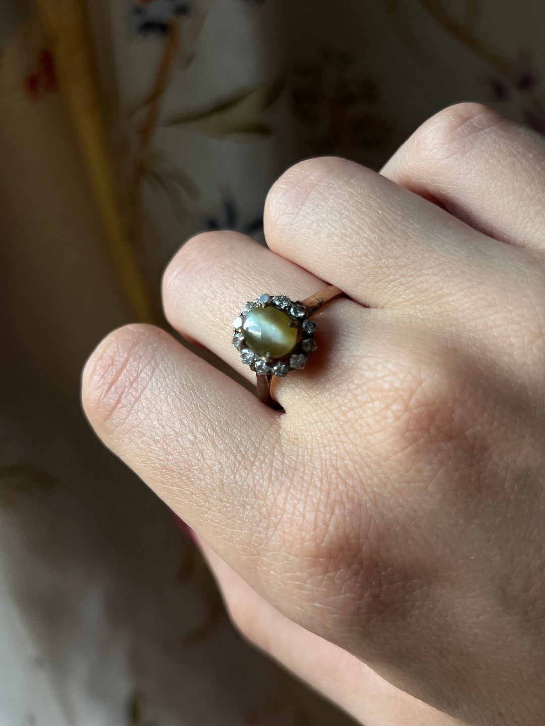 Exceptional Early Vintage Cat’s Eye Chrysoberyl Ring