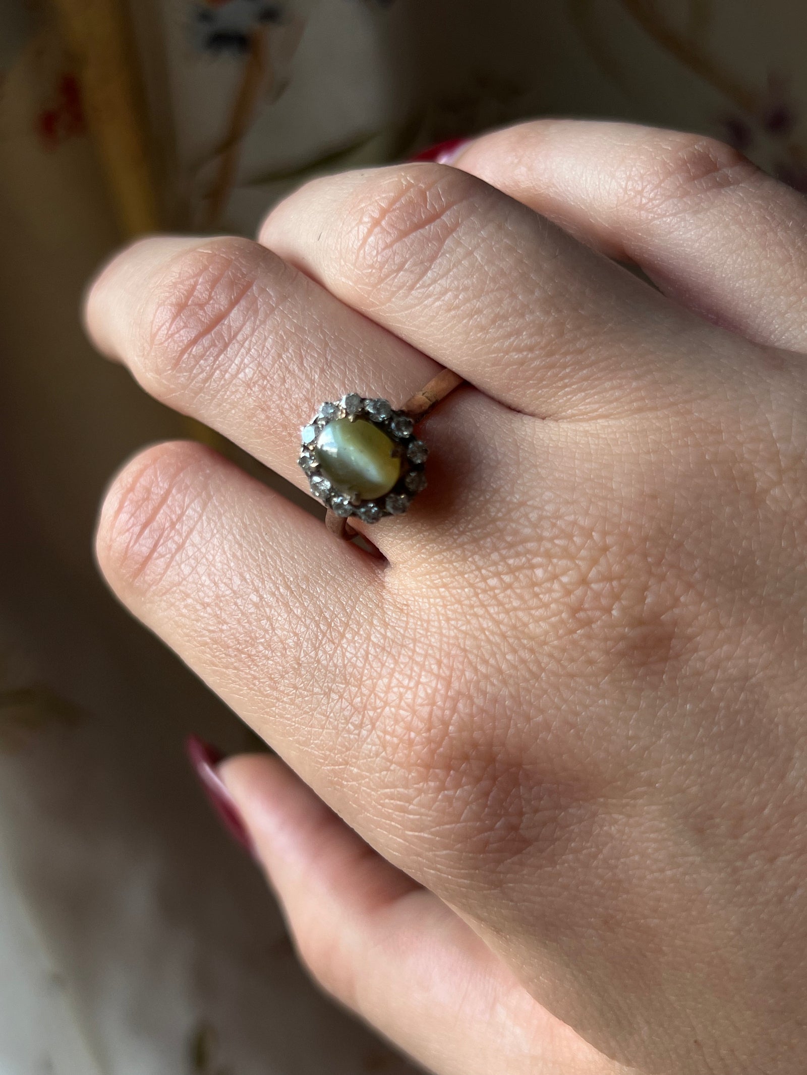 Early vintage cat’s eye chrysoberyl ring in antique gold setting with remarkable chatoyancy