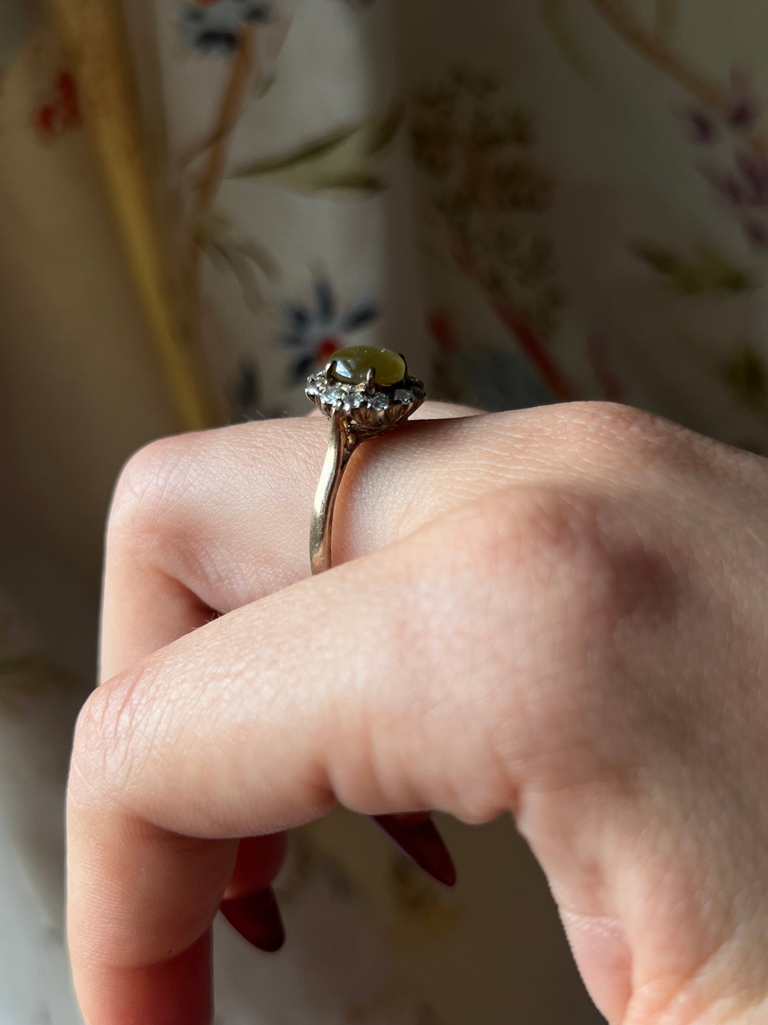 Exceptional Early Vintage Cat’s Eye Chrysoberyl Ring