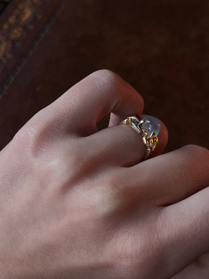 14ct Retro Star Sapphire, Diamond, And Ruby Buckle Ring