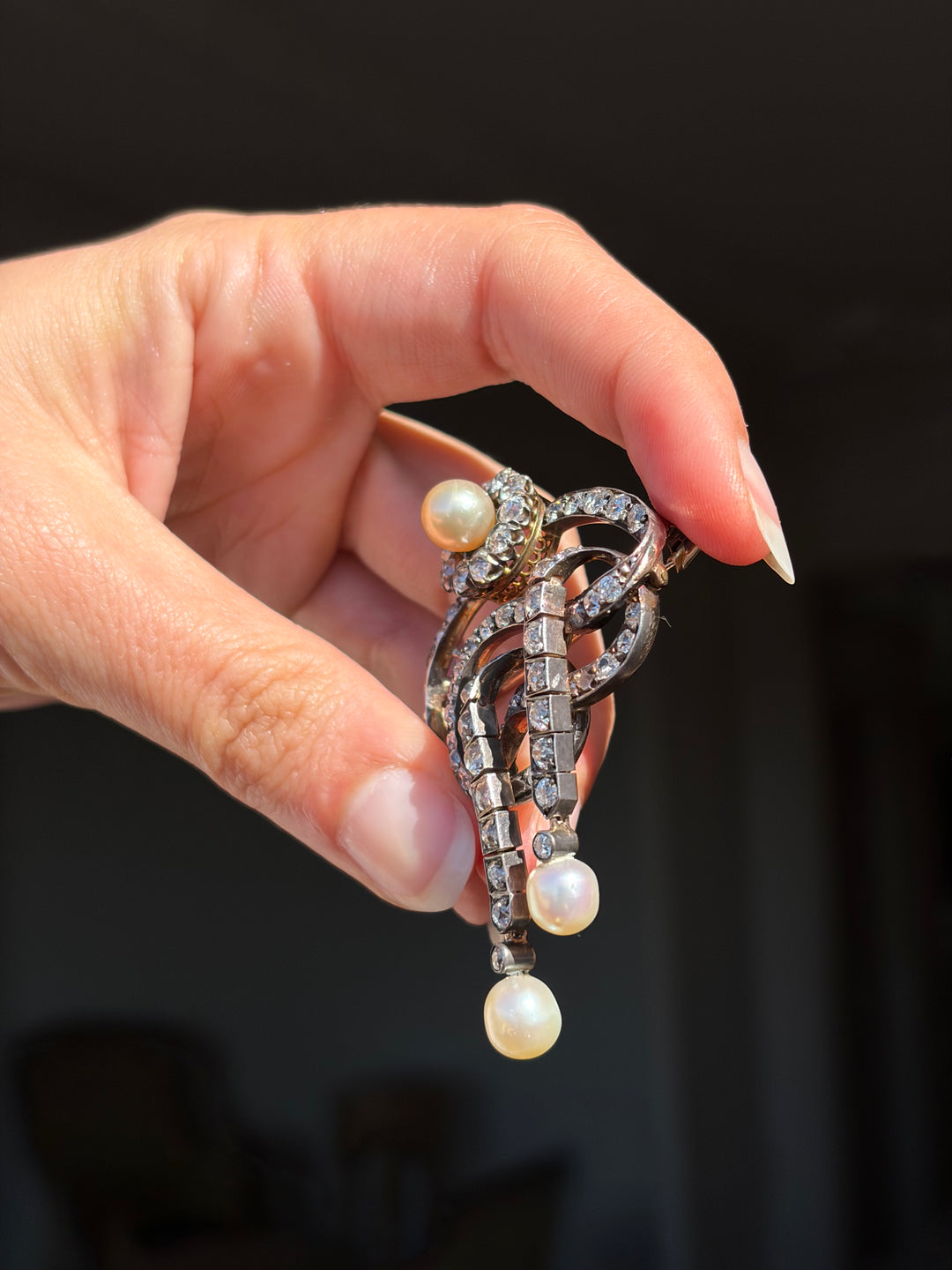 Outstanding Natural 3 Pearl Brooch with GIA Certification