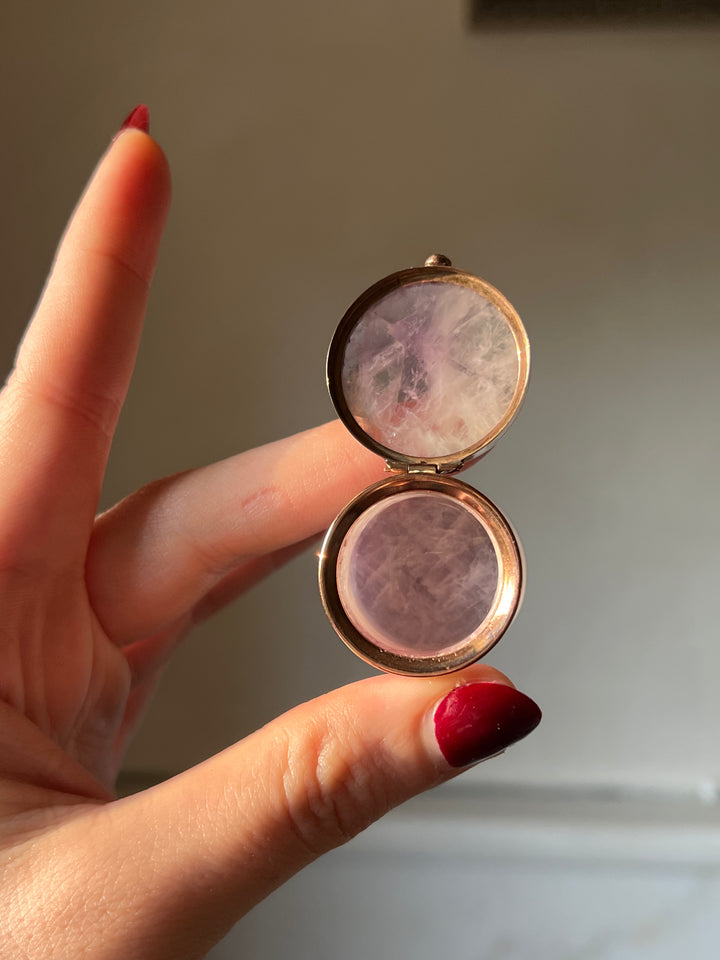 Outstanding High Victorian Amethyst Box with Ruby Button