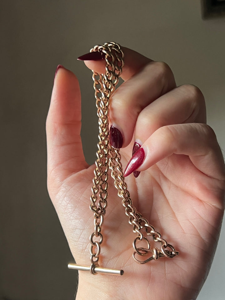 Substantial 9ct Double Dog Clip Chain 17”