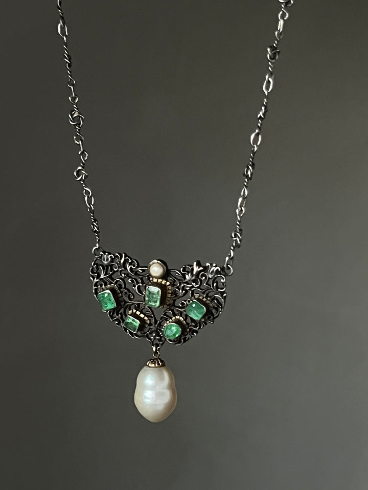 Emerald And Pearl Drop Necklace
