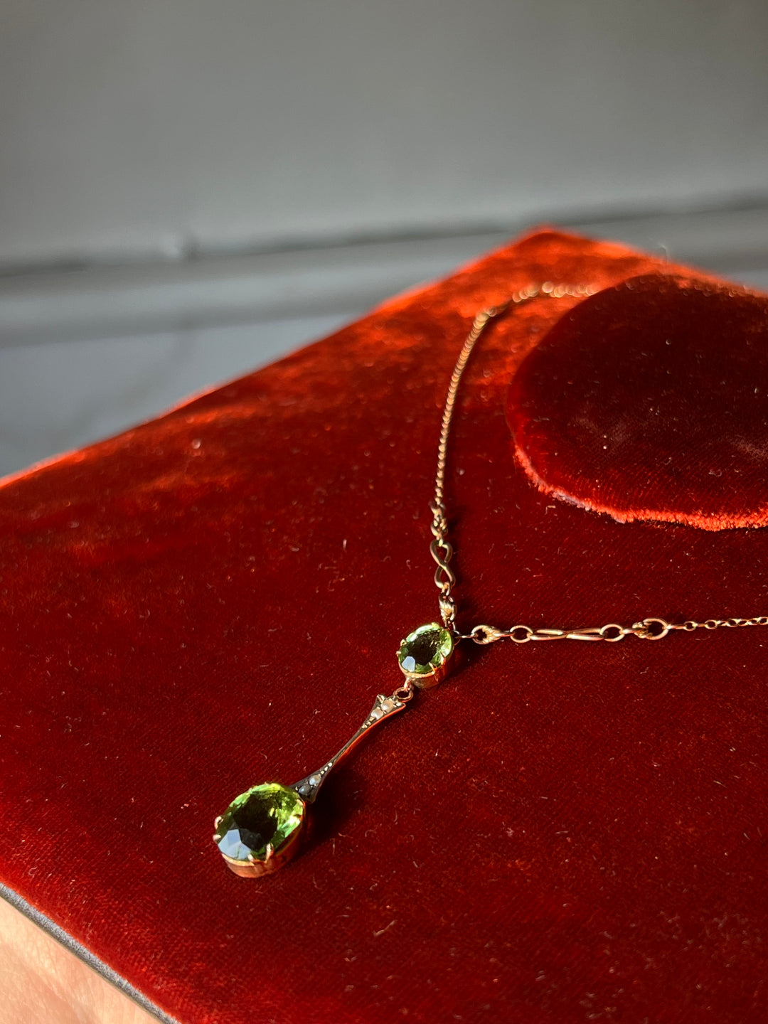 Peridot and Pearl Lavaliere Necklace