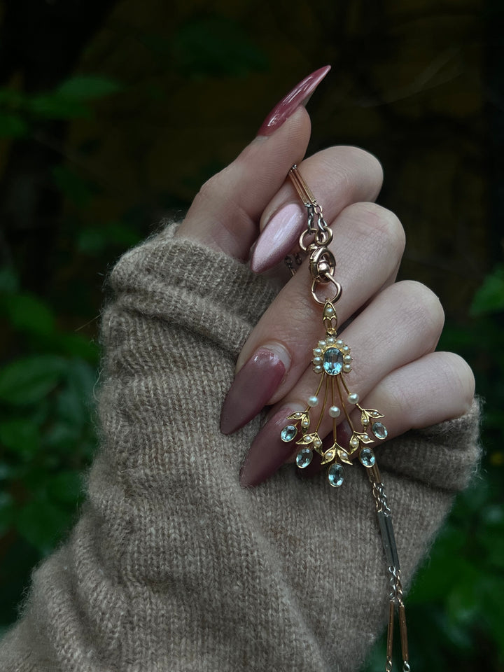 15ct Exceptional Aquamarine and Pearl Pendant