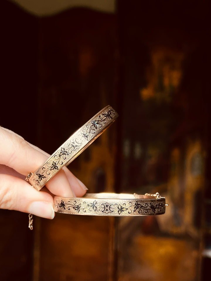 14ct Wedding Bangles With Black Enamel Signed 1882