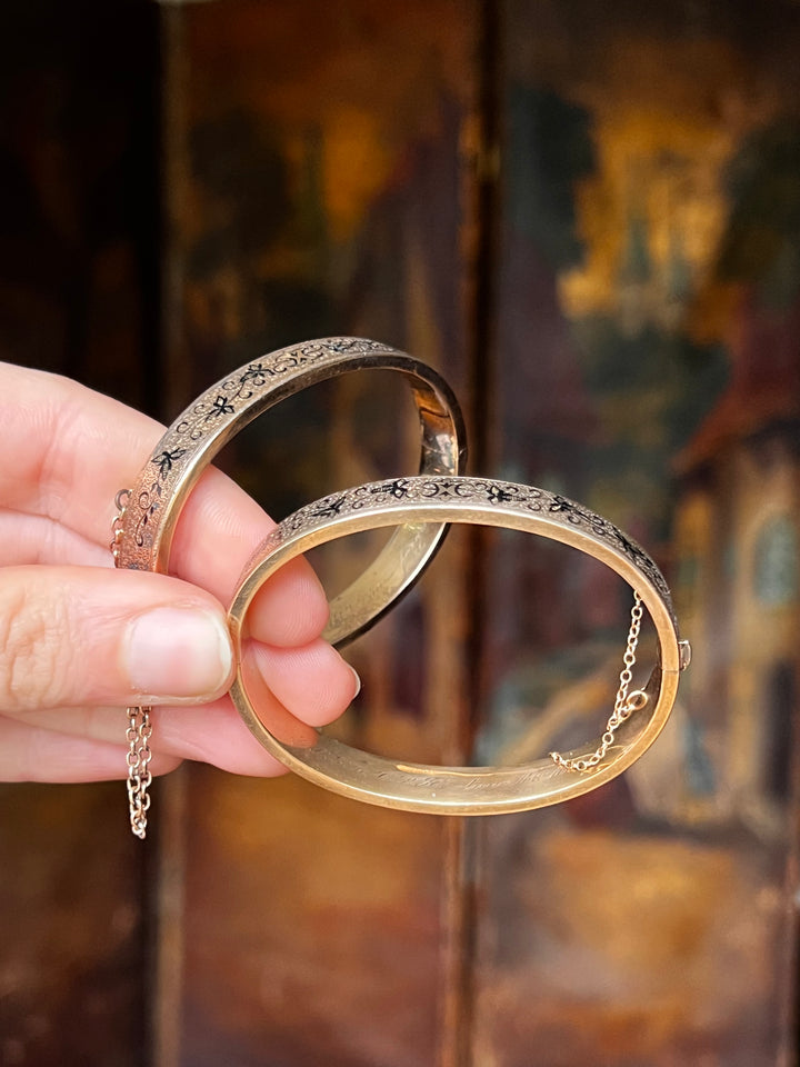14ct Wedding Bangles With Black Enamel Signed 1882