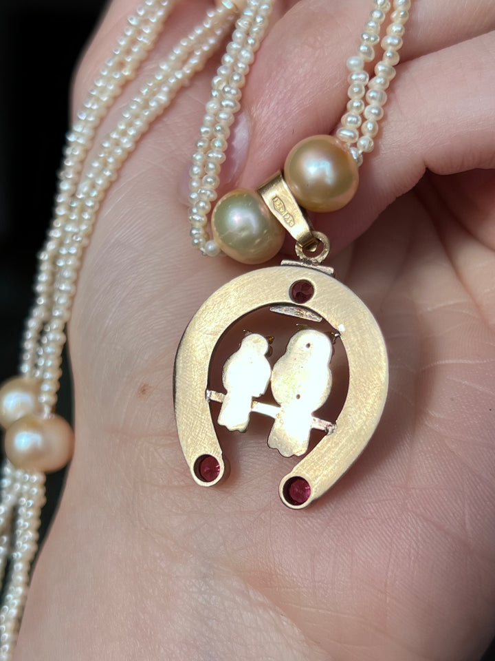 Owl & Horseshoe Pendant in 18ct
