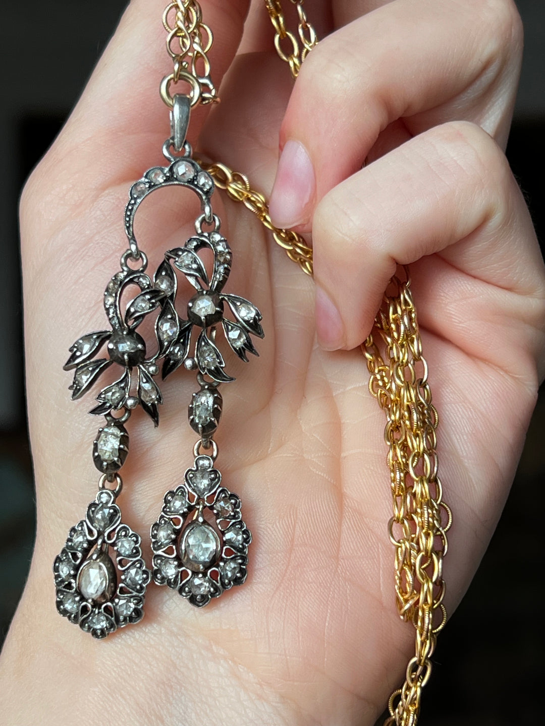 Directoire Diamond Négligée Pendant