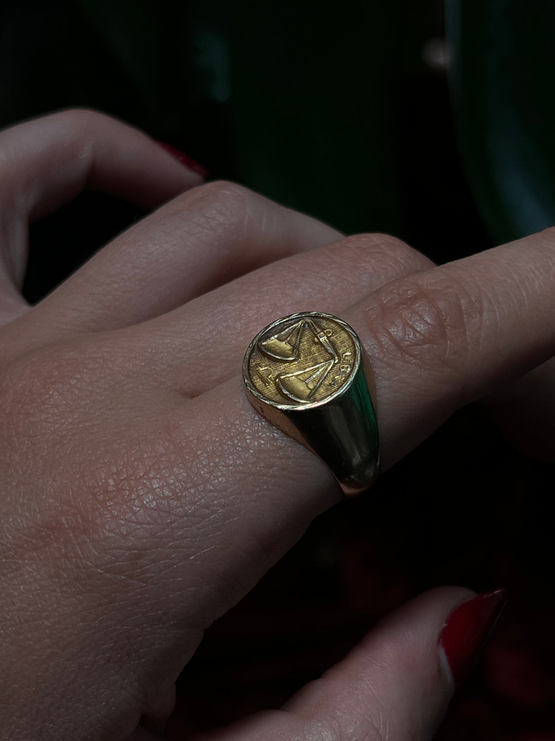 Vintage 14ct Zodiac Libra Signet Ring