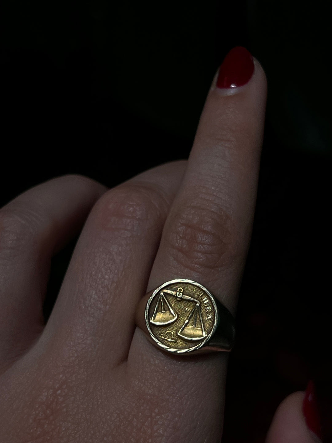 Vintage 14ct Zodiac Libra Signet Ring