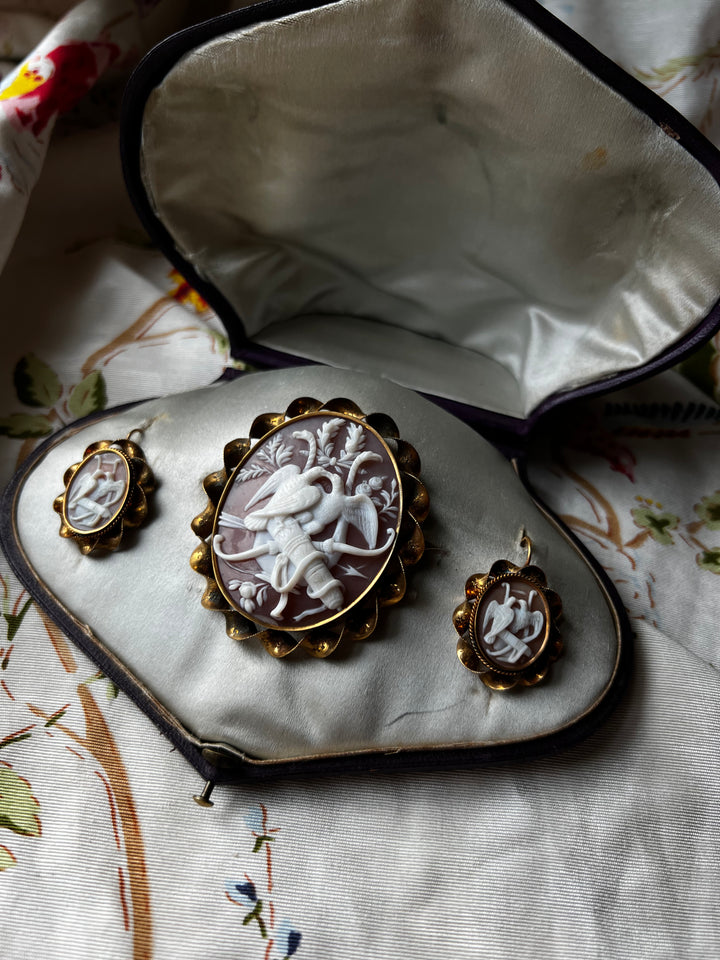 Outstanding Demi-Parure; The Instruments of Diana
