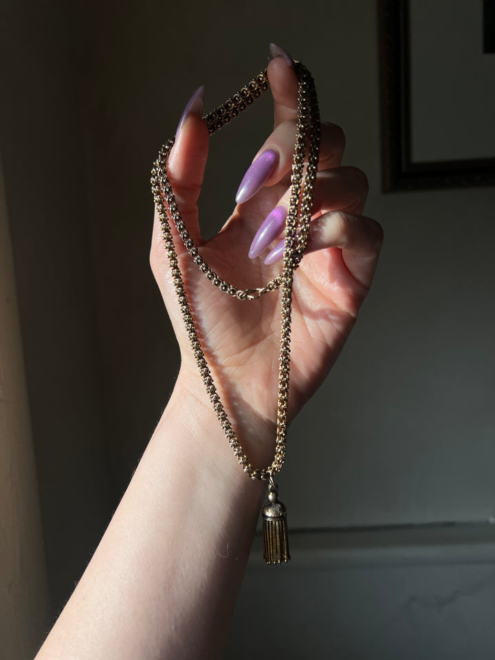 Archaeological Revival Tassel Chain in 14ct American 1870