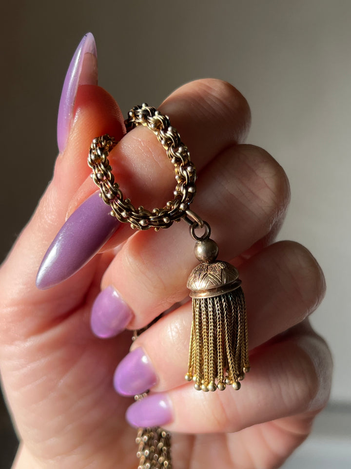 Archaeological Revival Tassel Chain in 14ct American 1870