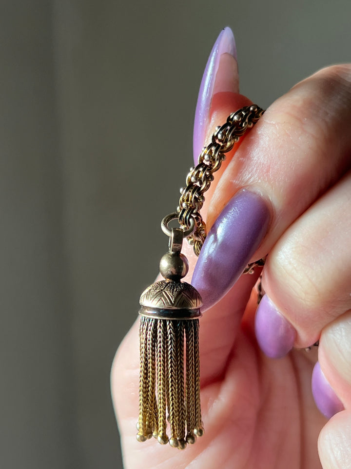 Archaeological Revival Tassel Chain in 14ct American 1870