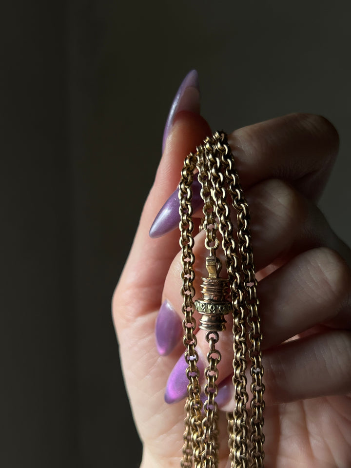 Superb 19th Century Chain 39”