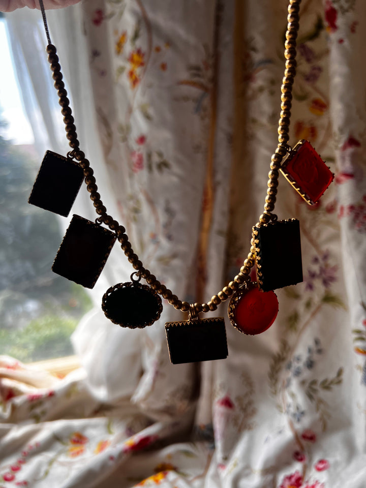 Stunning 18ct Antique Bead and Intaglio Collar Chain