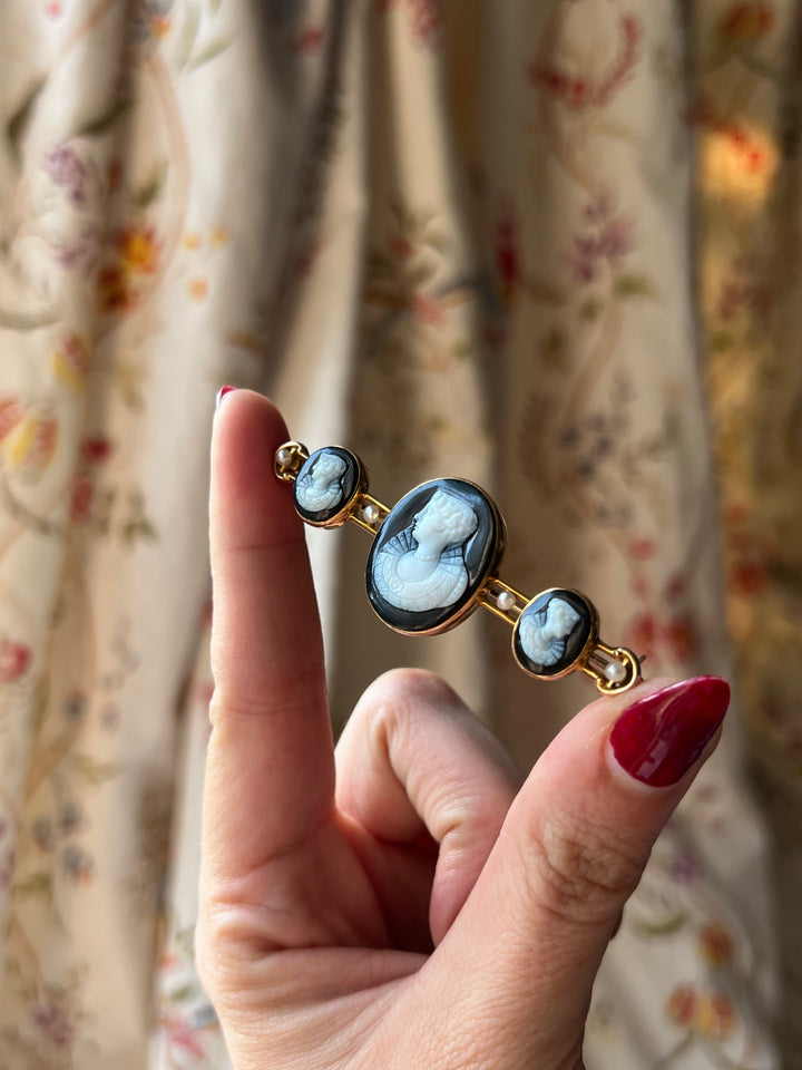 Elizabethan Revival Onyx Cameo Bar Brooch