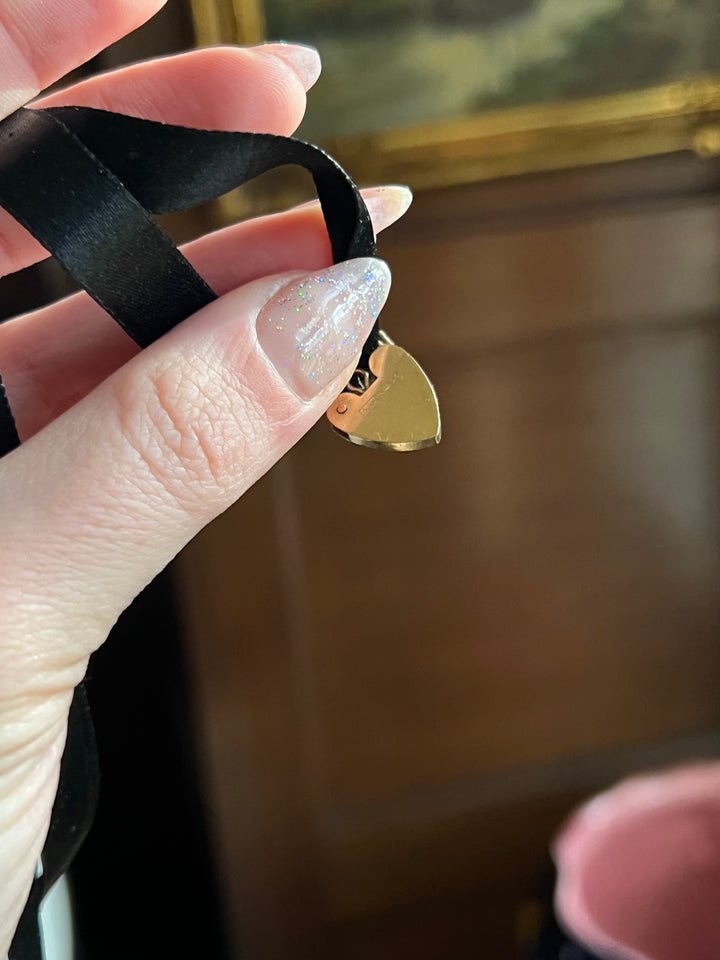 9ct Padlock Jewel 2 (bby!)