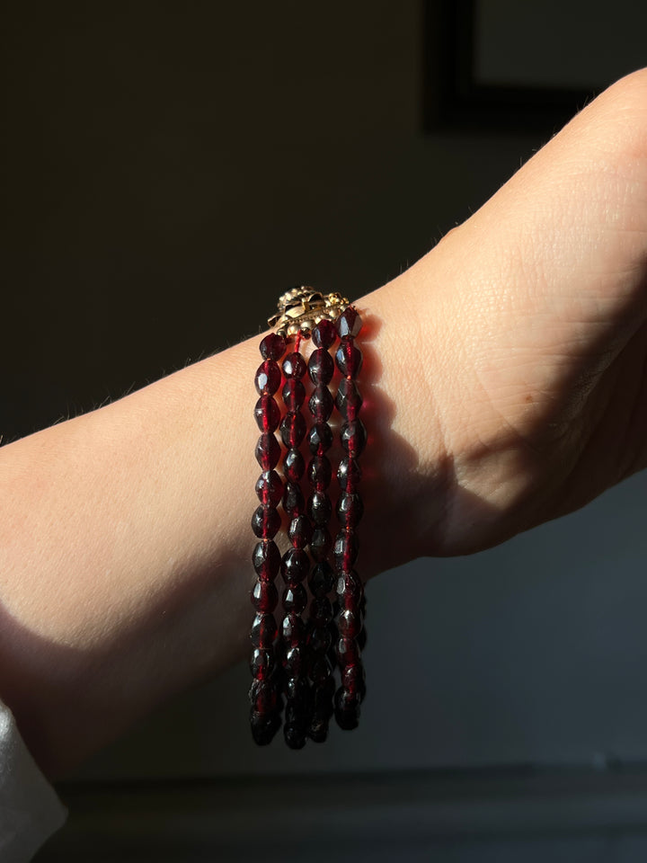 14ct Garnet Bracelet of 4 Strands circa 1860