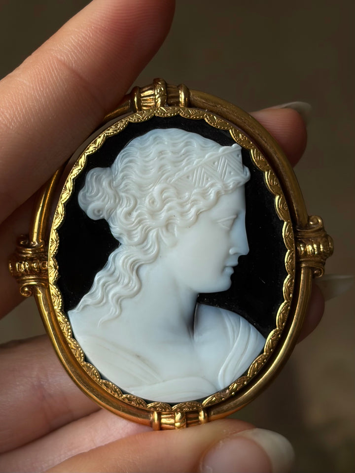 Napoleon III Onyx Cameo Brooch of Hera, Attributed to Paul Victor Lebas