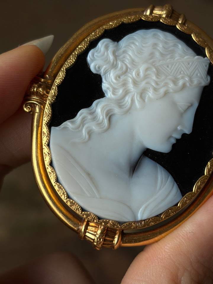Napoleon III Onyx Cameo Brooch of Hera, Attributed to Paul Victor Lebas