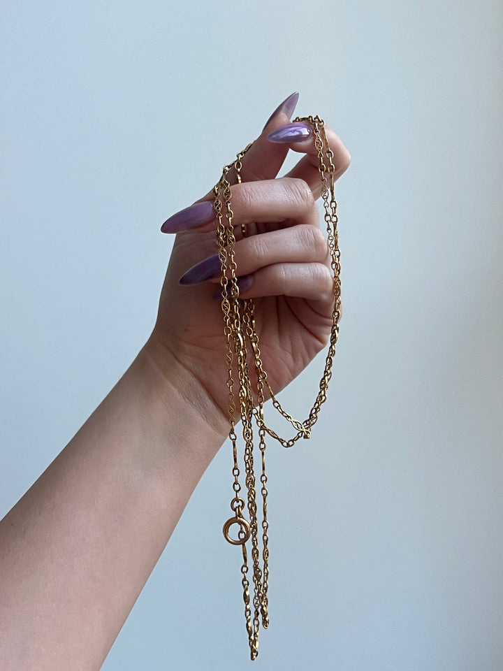 18ct French Art Nouveau Chain of 59”
