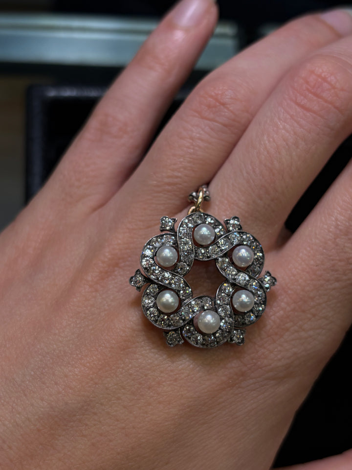 Superb Victorian Pearl and Diamond Pendant in 18-Carat Gold and Sterling Silver with Silver Chain