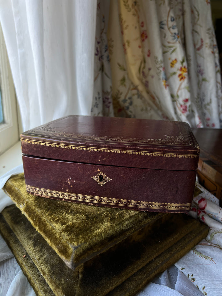 Delicious Early 20th C Leather & Velvet Jewel Box