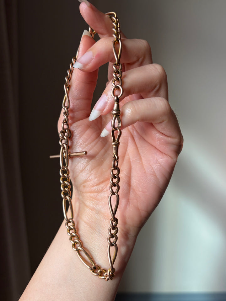 All-Original Victorian 9-Carat Gold T-Bar Chain, English 1870s, 15 Inches
